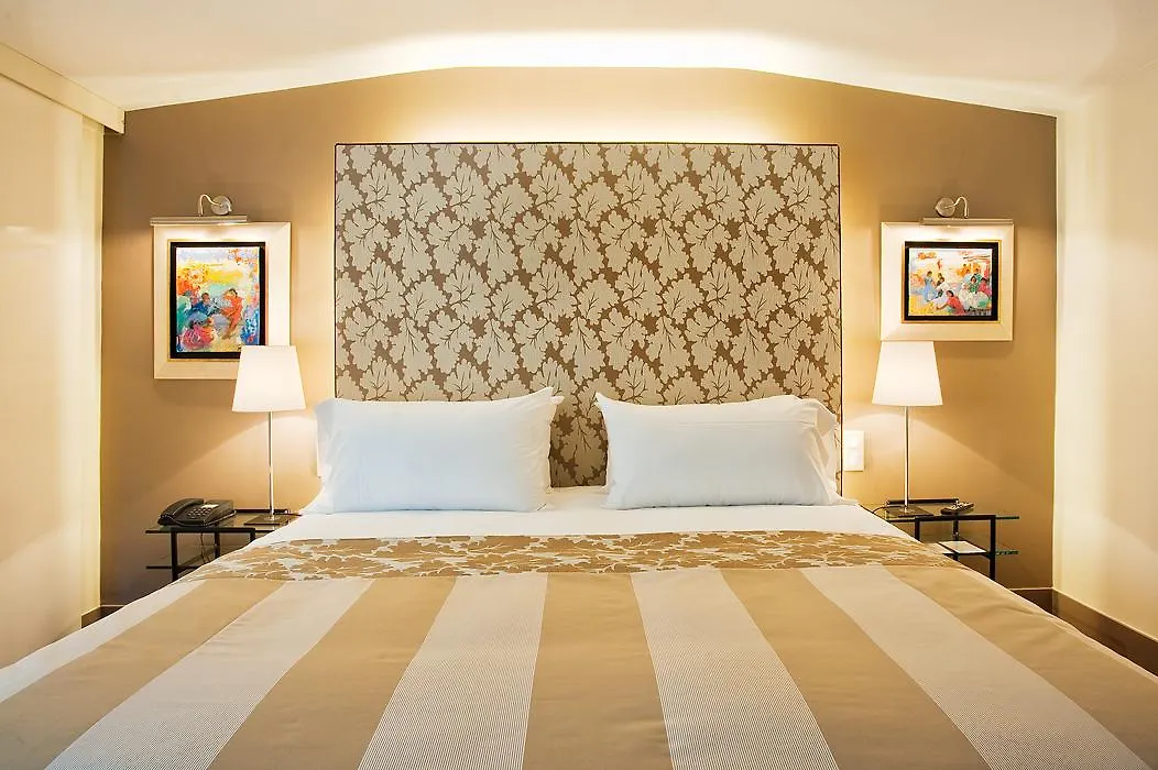 Cambon Hotel